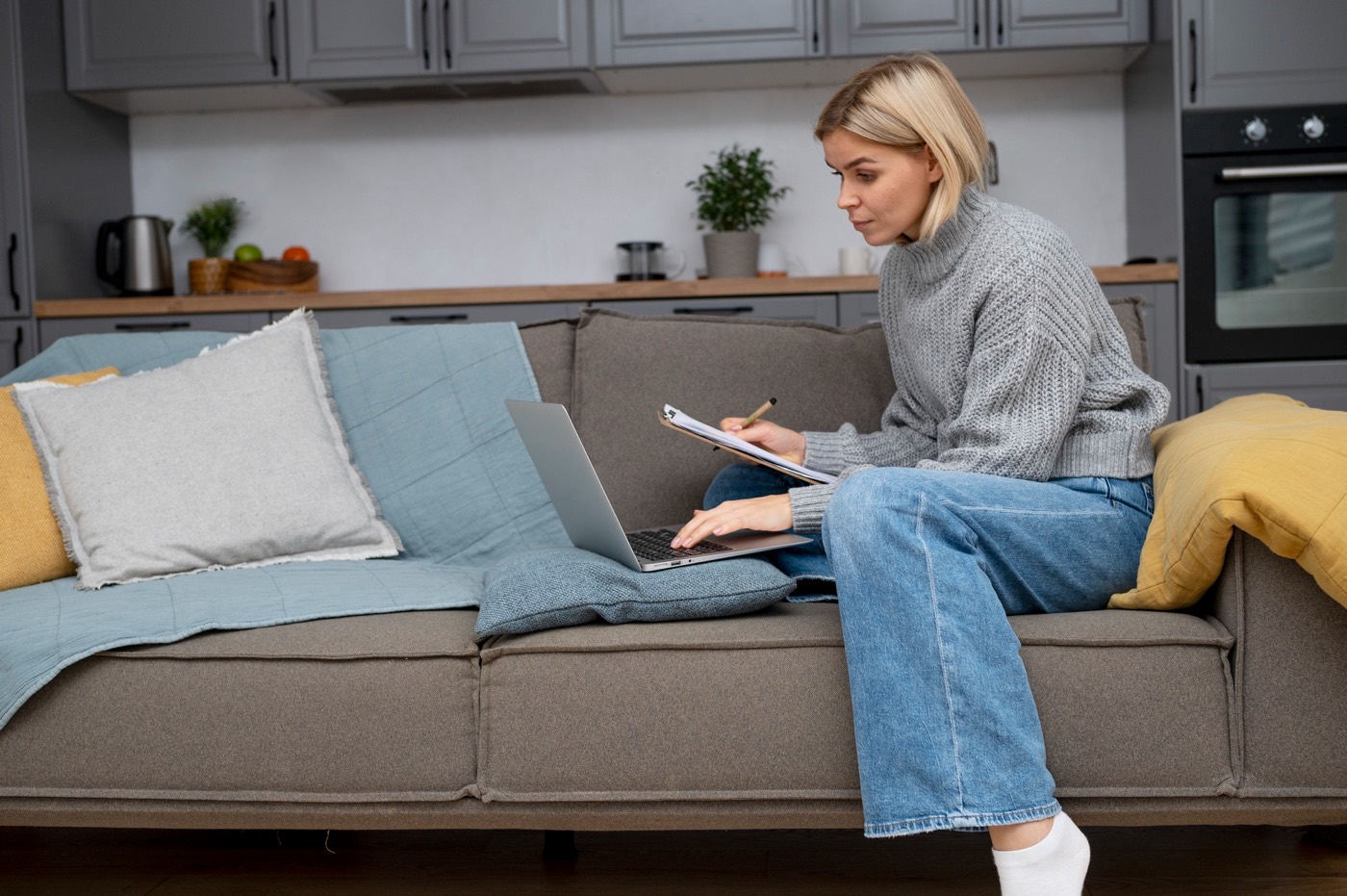 Online Furniture in the UK | Delivery Returns and Warranty Online Furniture in UK
